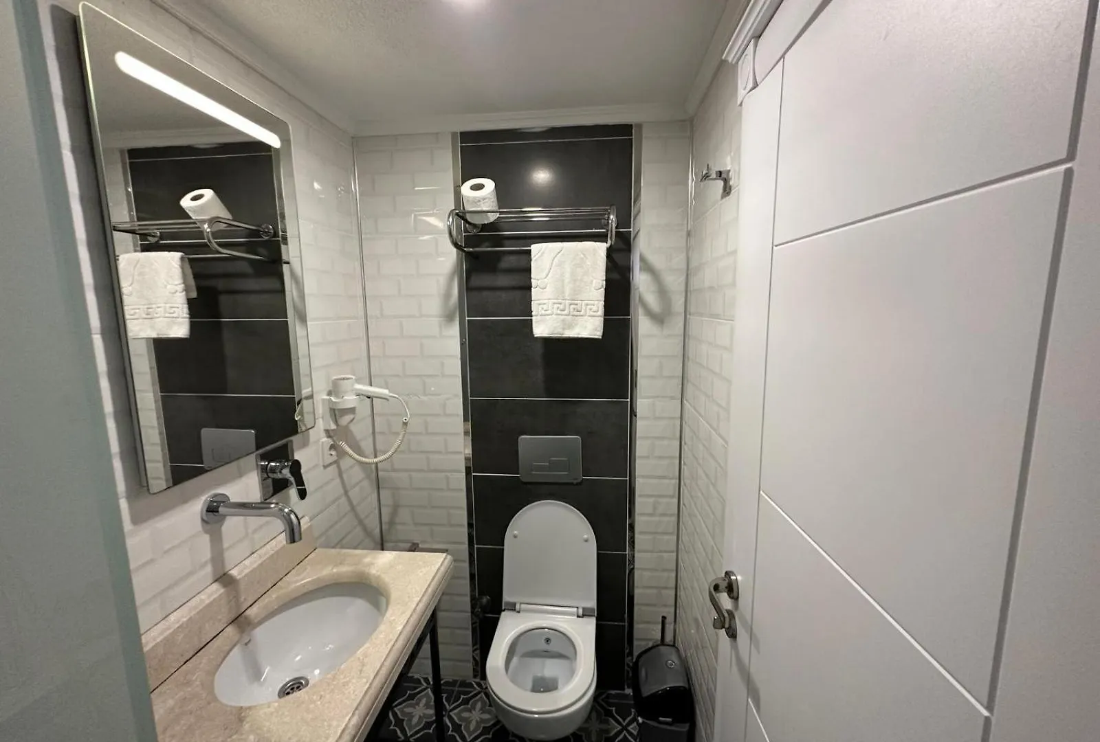 Good Night Hotel Стамбул