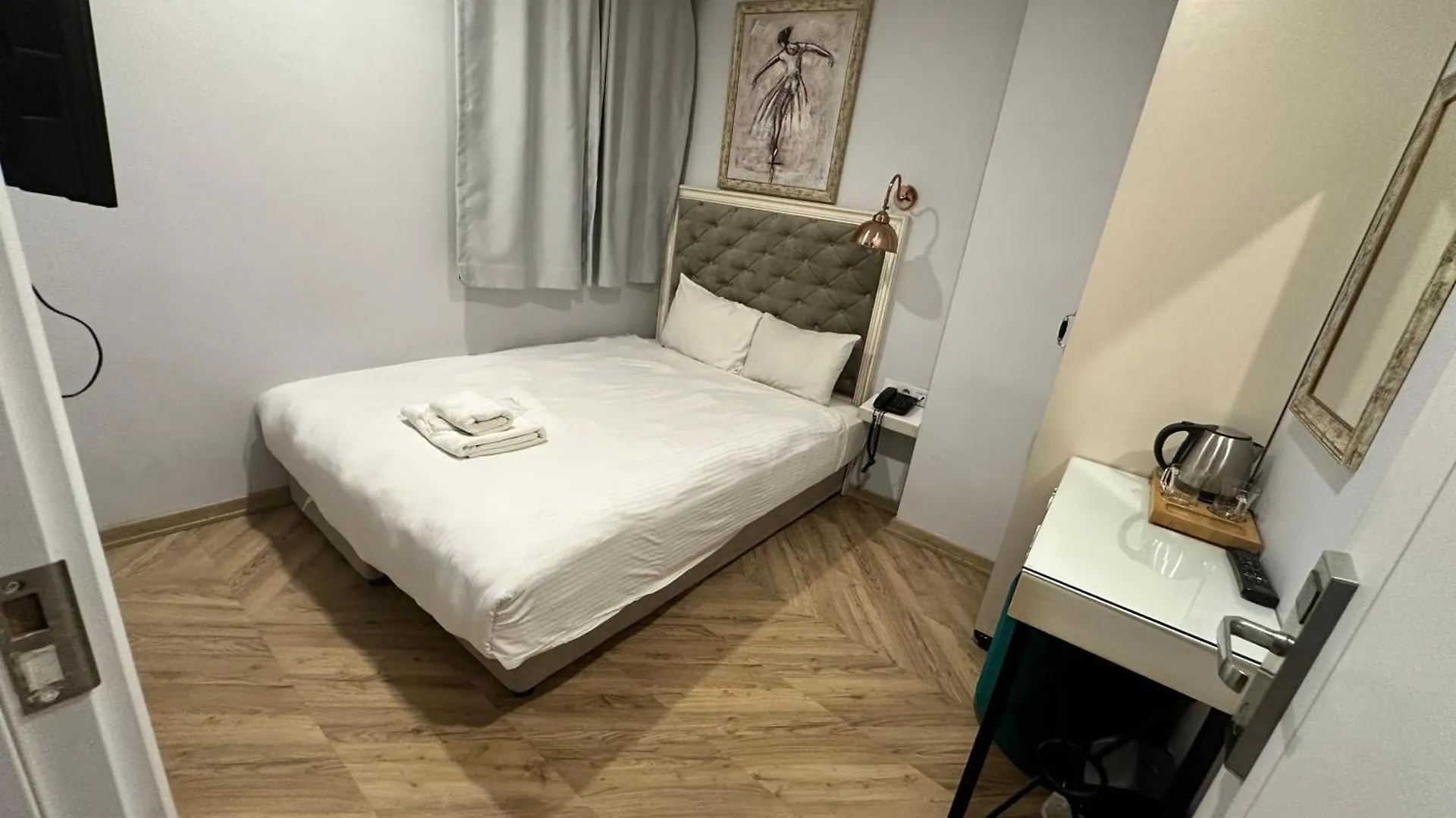 Good Night Hotel Стамбул