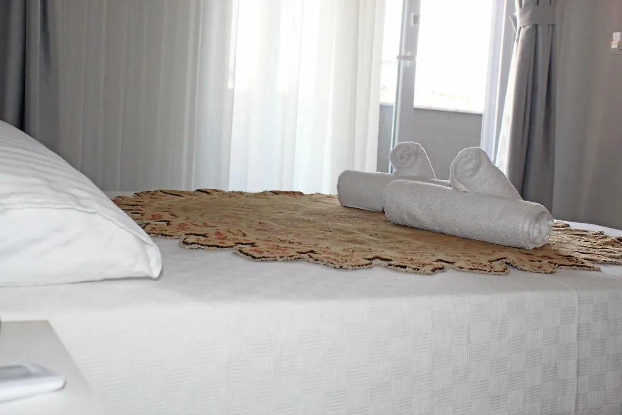 Good Night Hotel Istambul 3*,